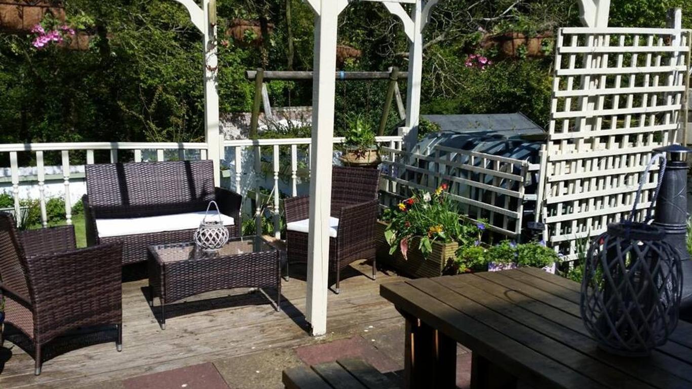 Blue Peter Hotel