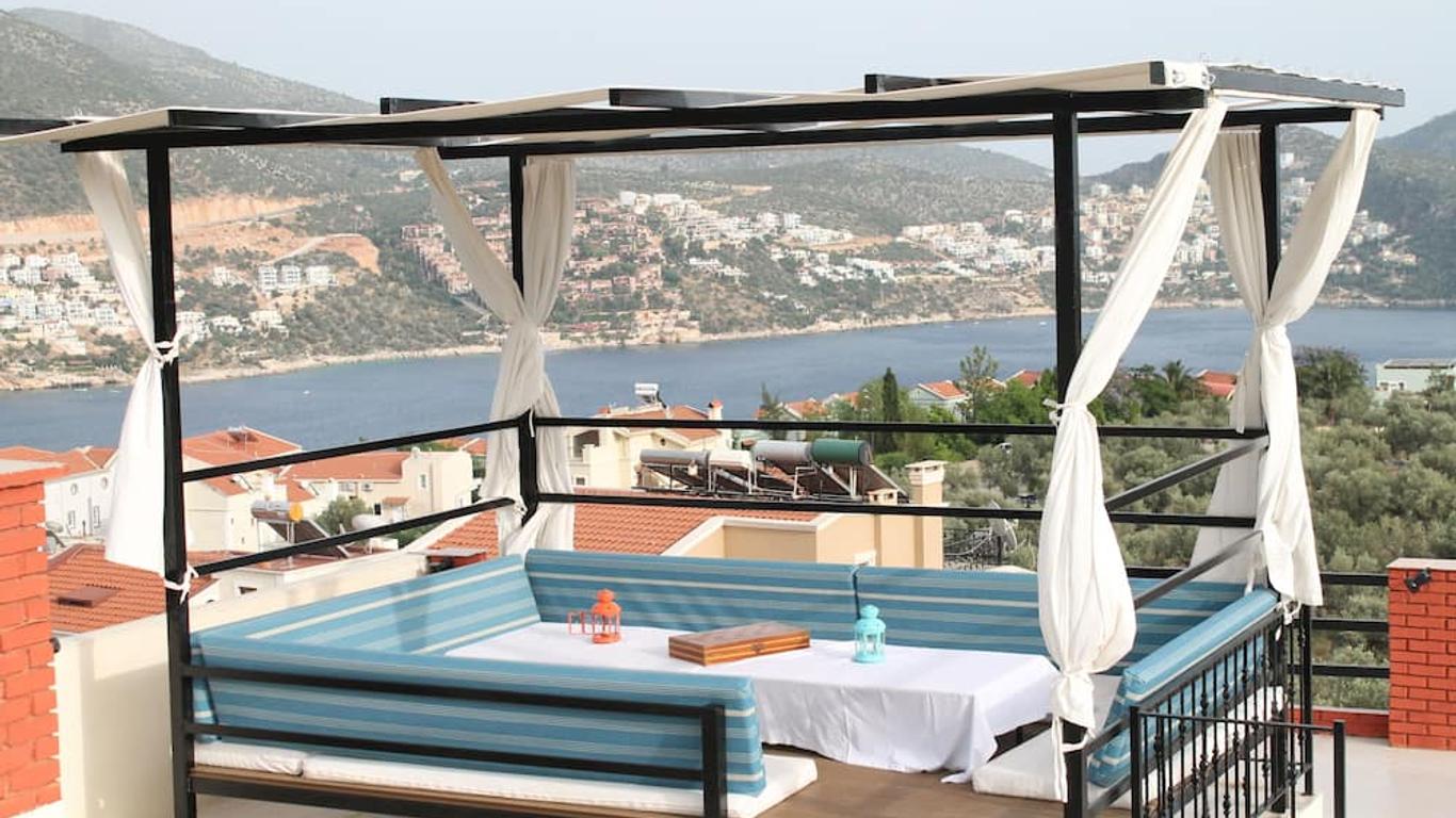 Lizo Hotel