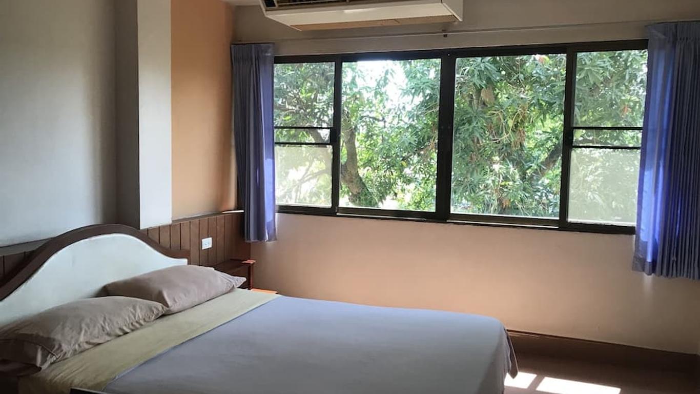 Sirimongkol Hotel