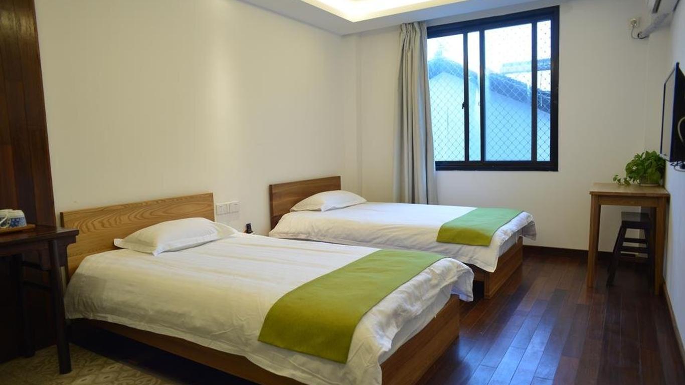 Hofang Guest House