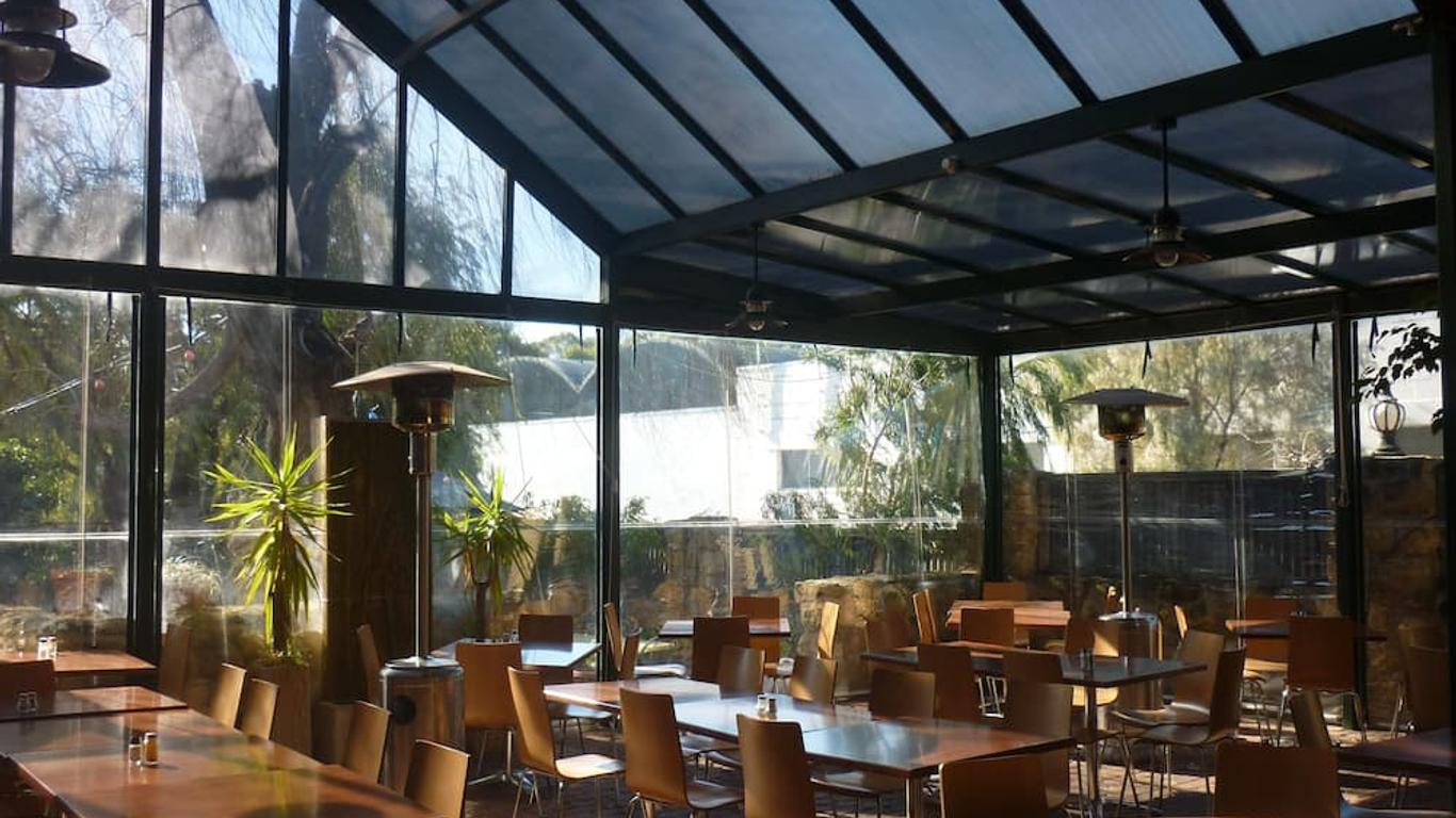 Naracoorte Hotel Motel