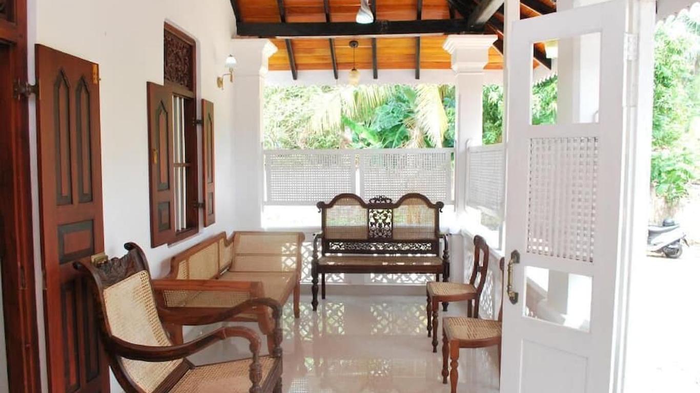 Illamperuma Villa Holiday Home
