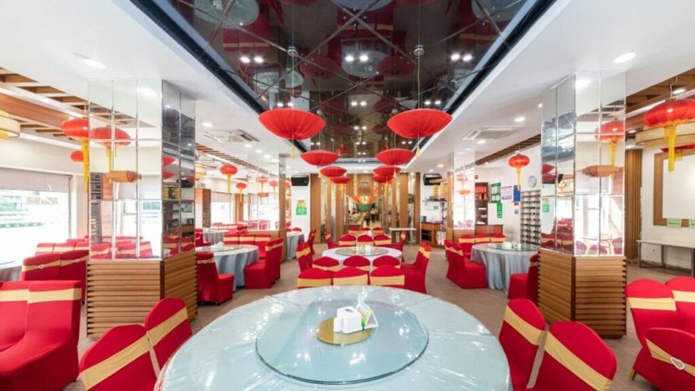 Pearl Bay Seaview Hotel (Laojie Seaview)