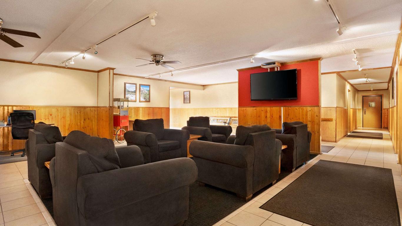 Travelodge by Wyndham Edgemont