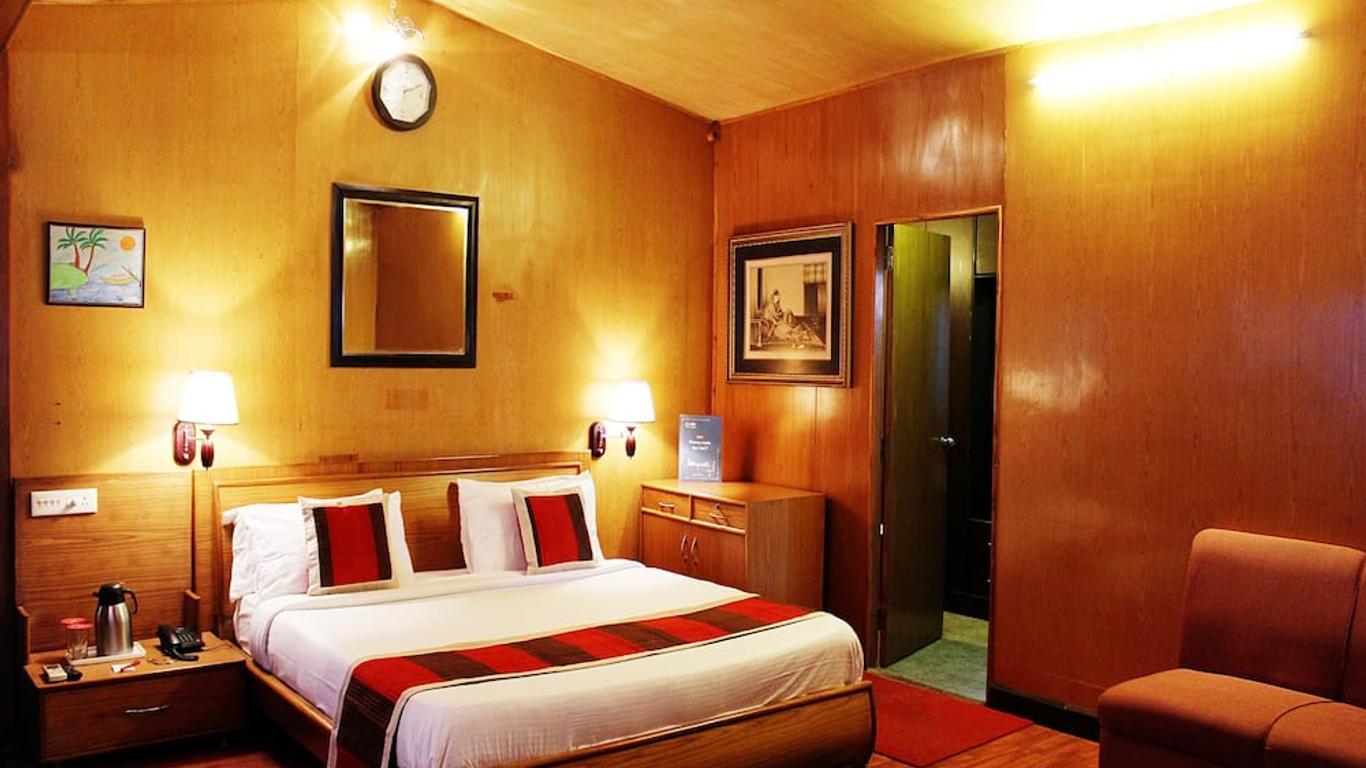 OYO 1995 Hotel Nirwana