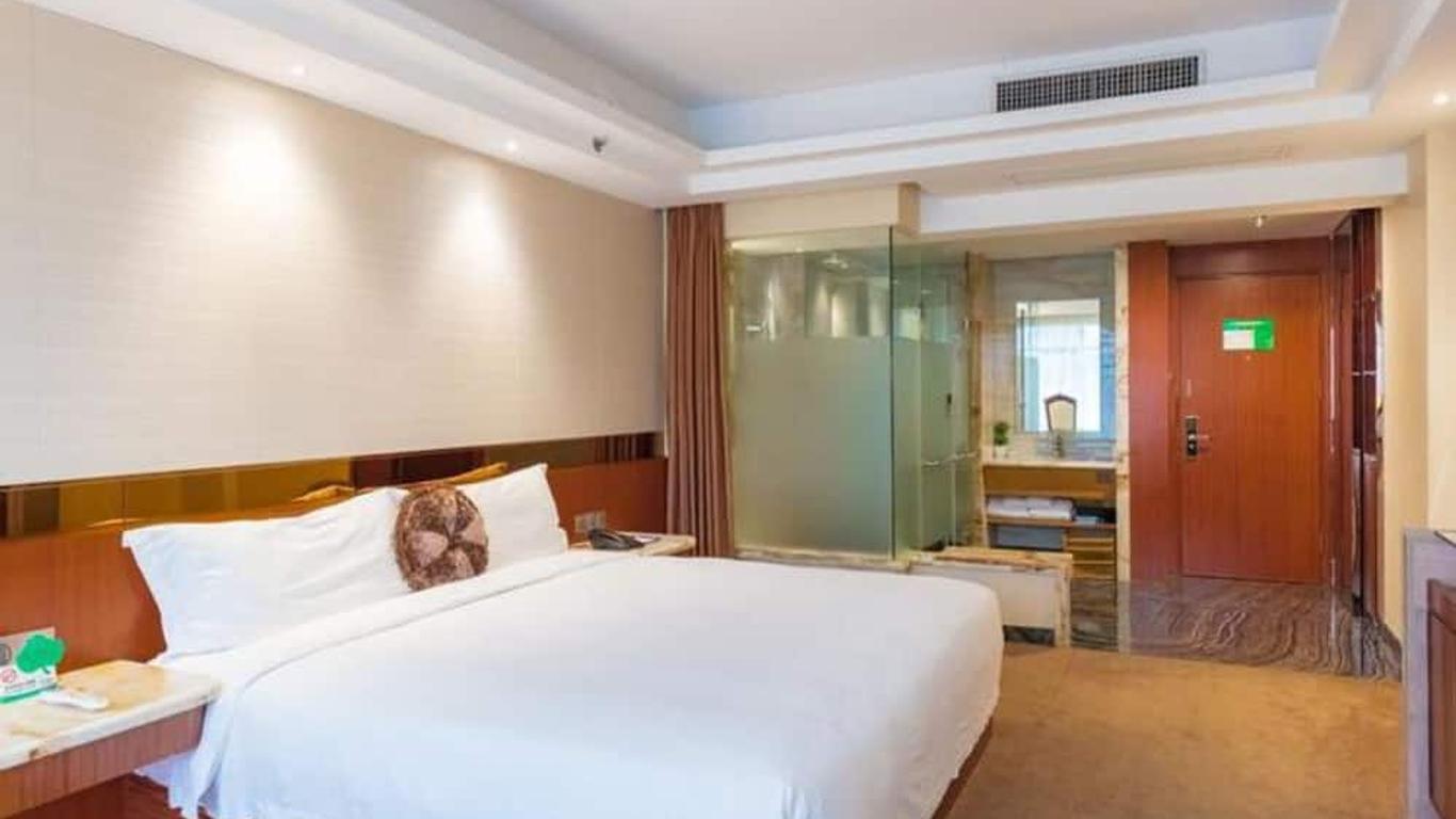 Asian Star Hotel - A Muslim Hotel