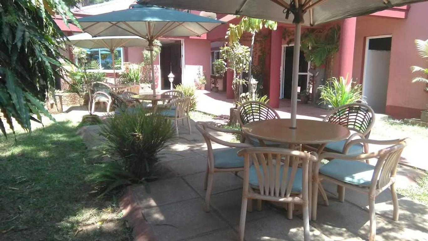 Shalom Hotel