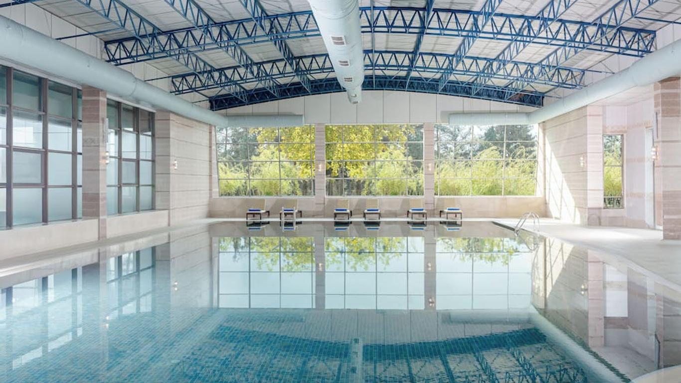 Chinar Hotel & Spa Naftalan