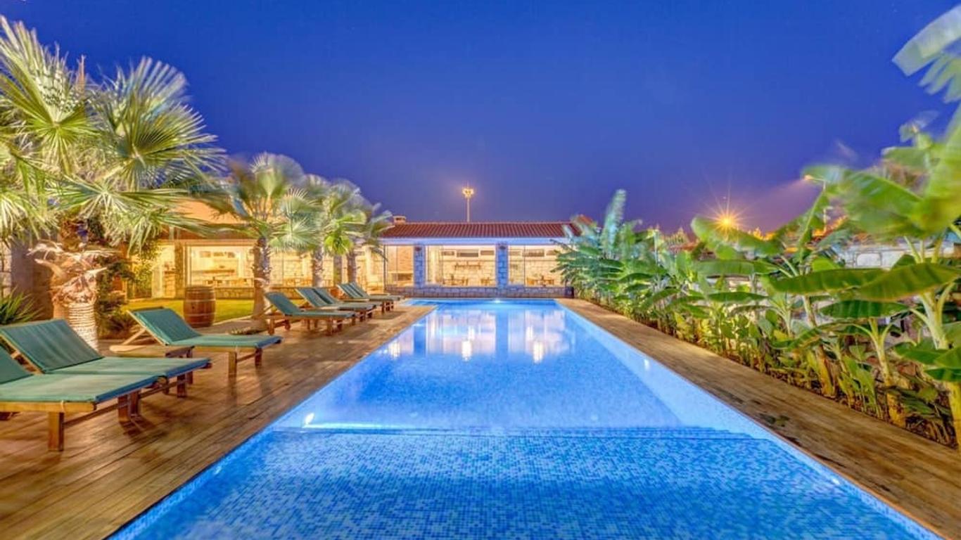 Bel Canto Alacati Hotel