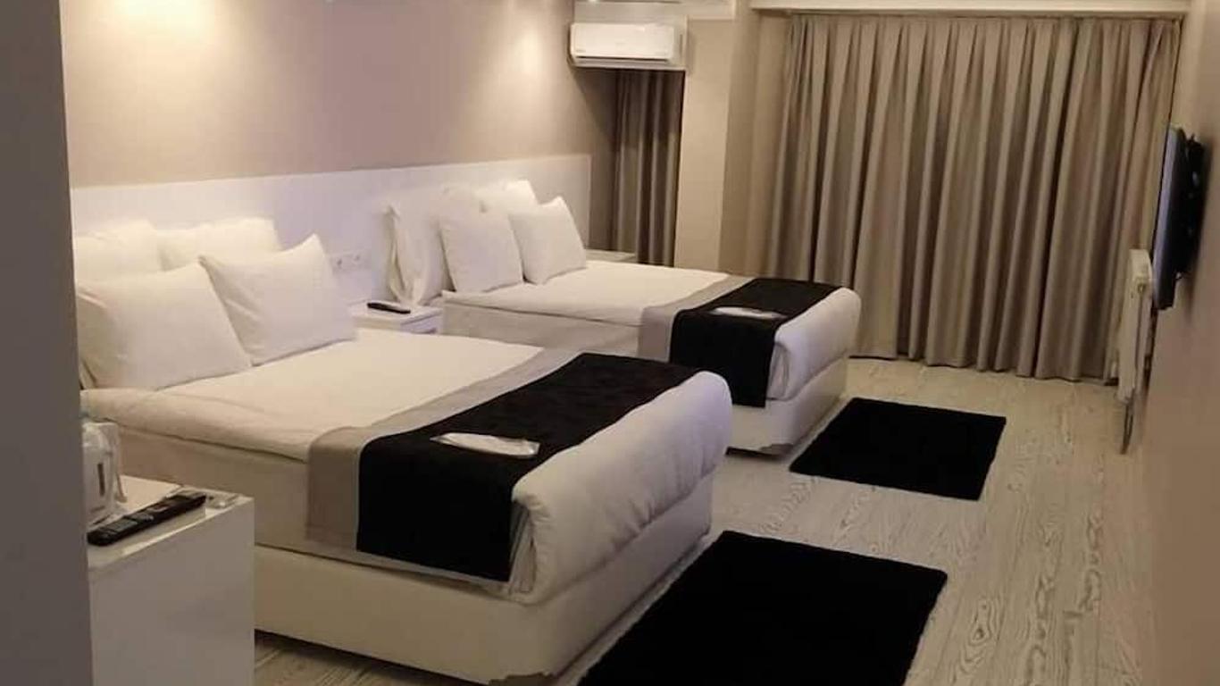 Kremon Hotel