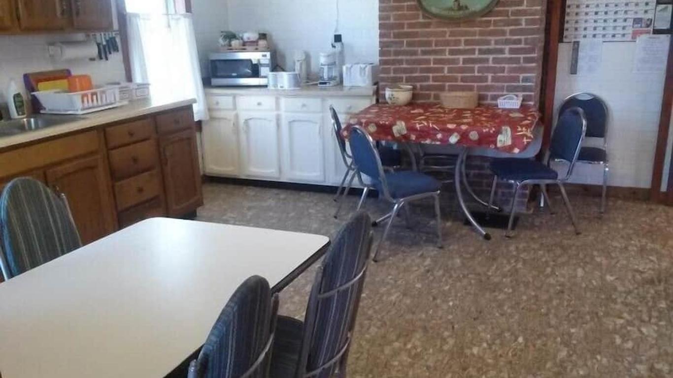 Hi Tibbetts Point Lighthouse Hostel