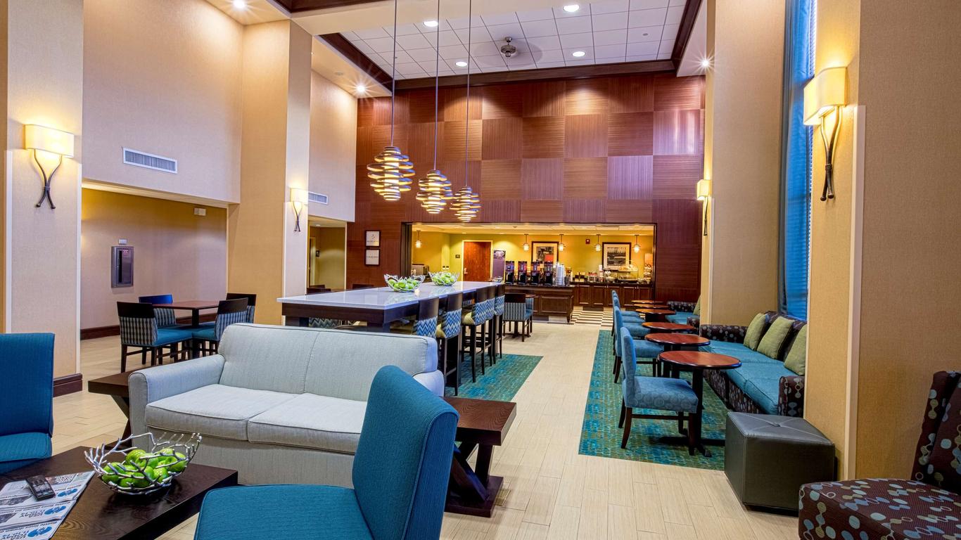 Hampton Inn & Suites Sacramento-Elk Grove Laguna I-5