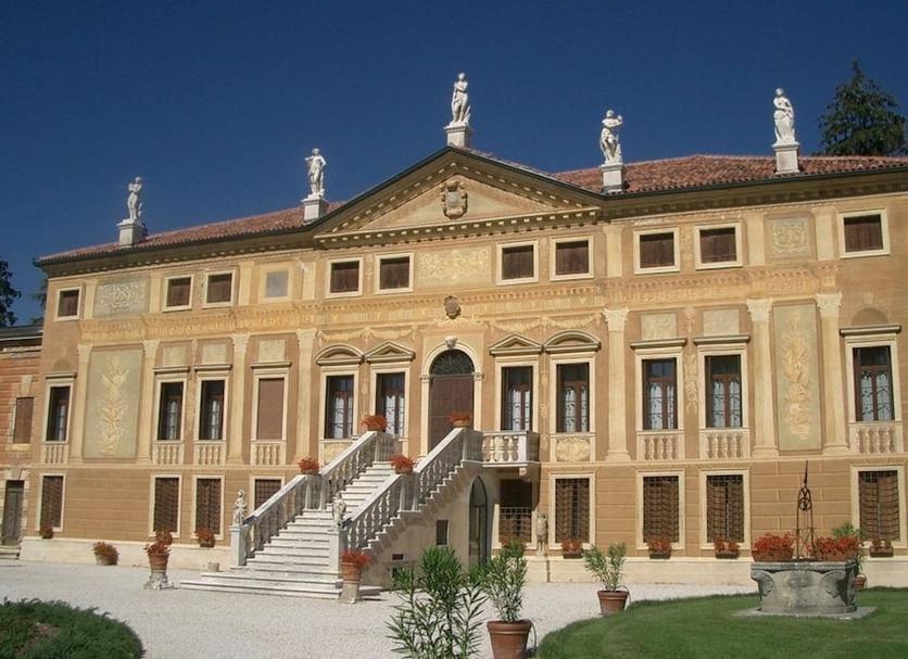 Edificio Foto