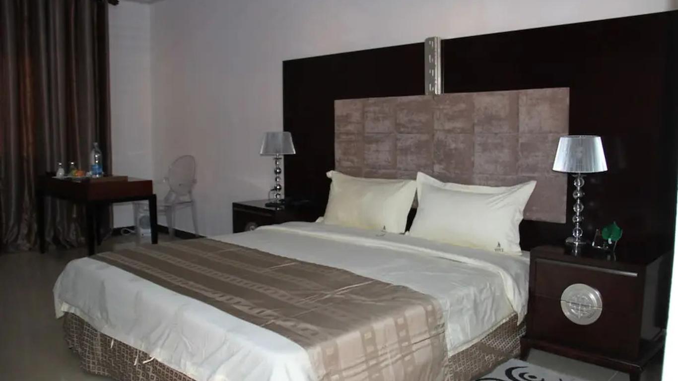 Hotel Ritz Lauca