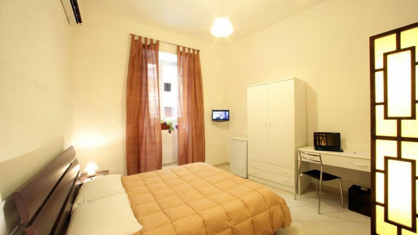 Flavica Home Holiday