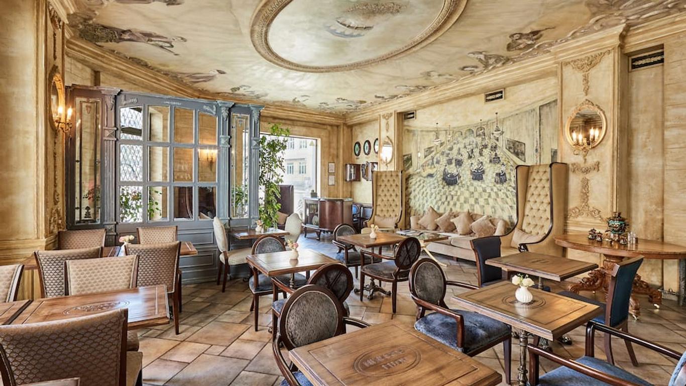 Hotel Pushkin