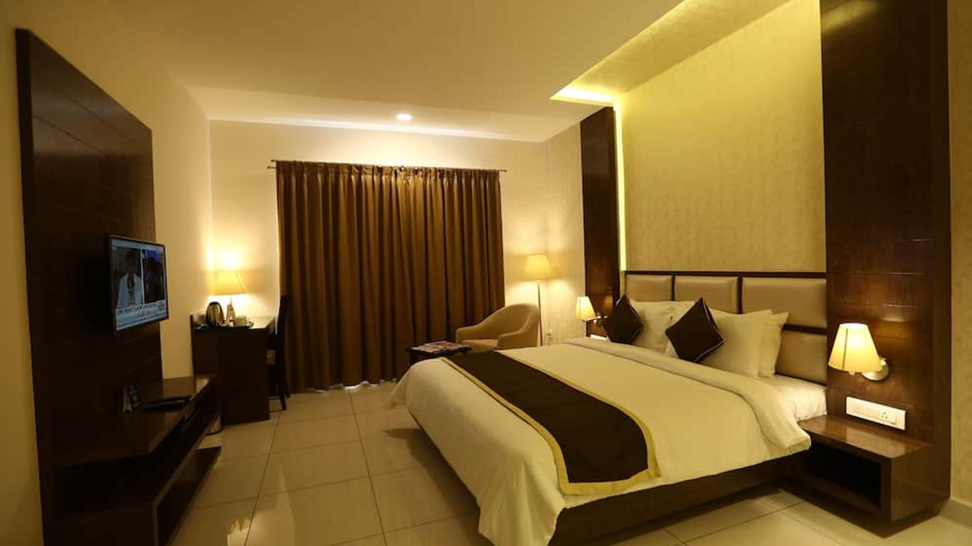 West Fort Hotel