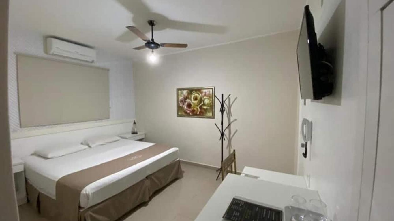 Hotel Colonial