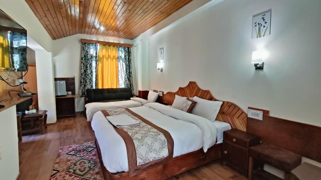 Cs Shhandella Hotel