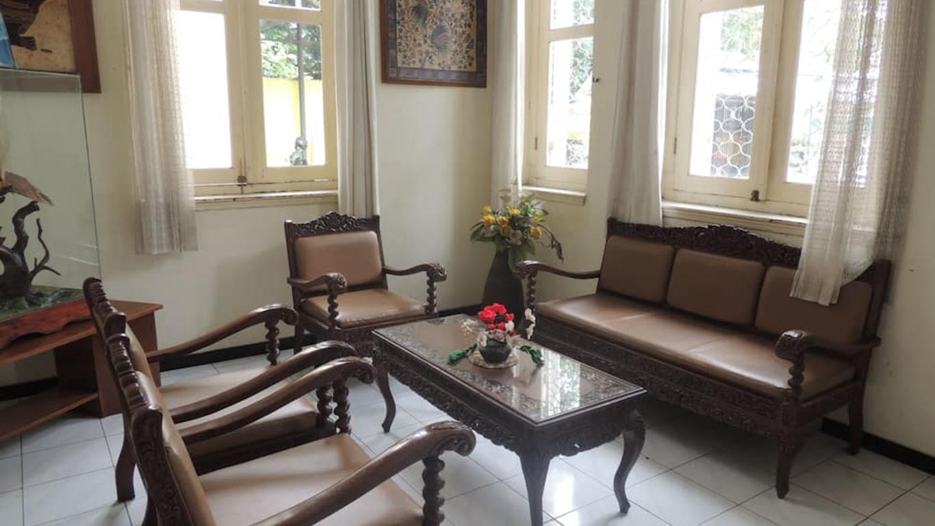 Wisma Tamu Uksw Guest House