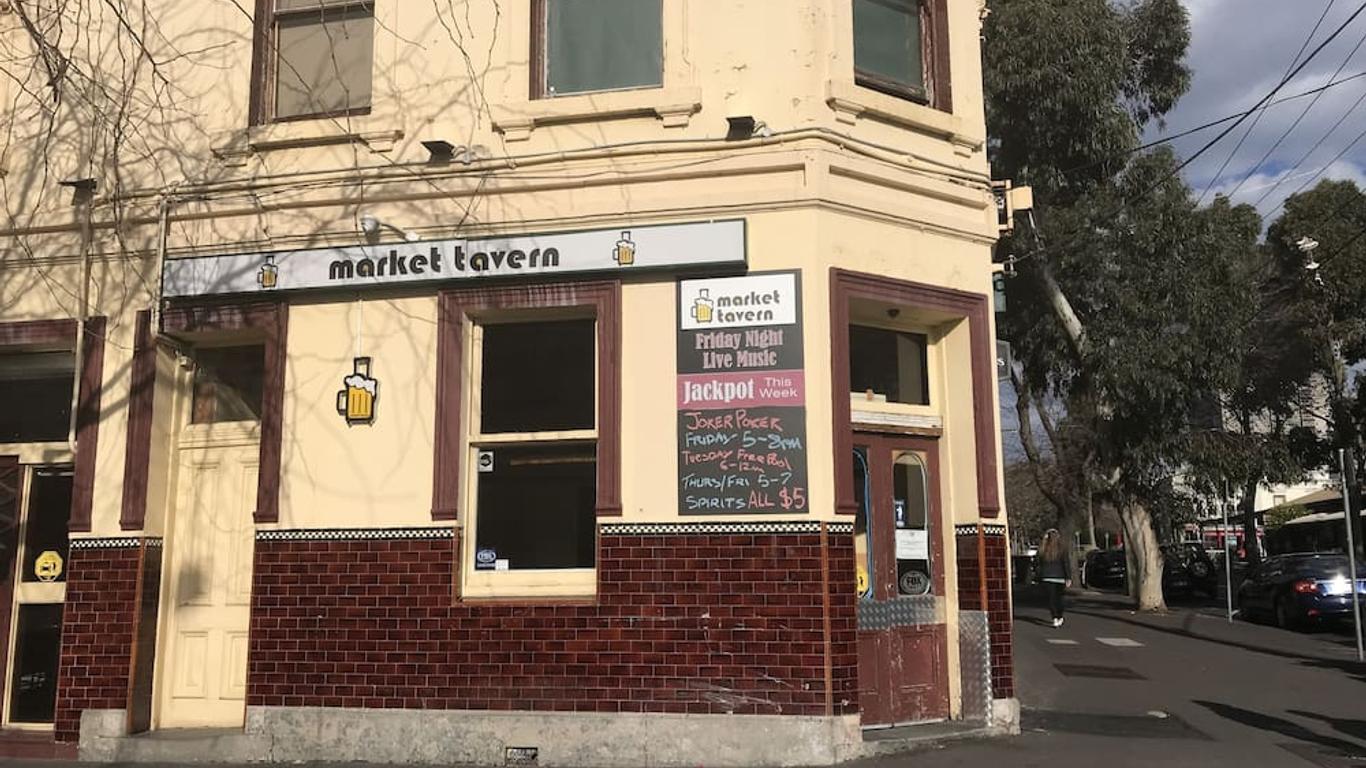 Market Tavern - Hostel and Bar