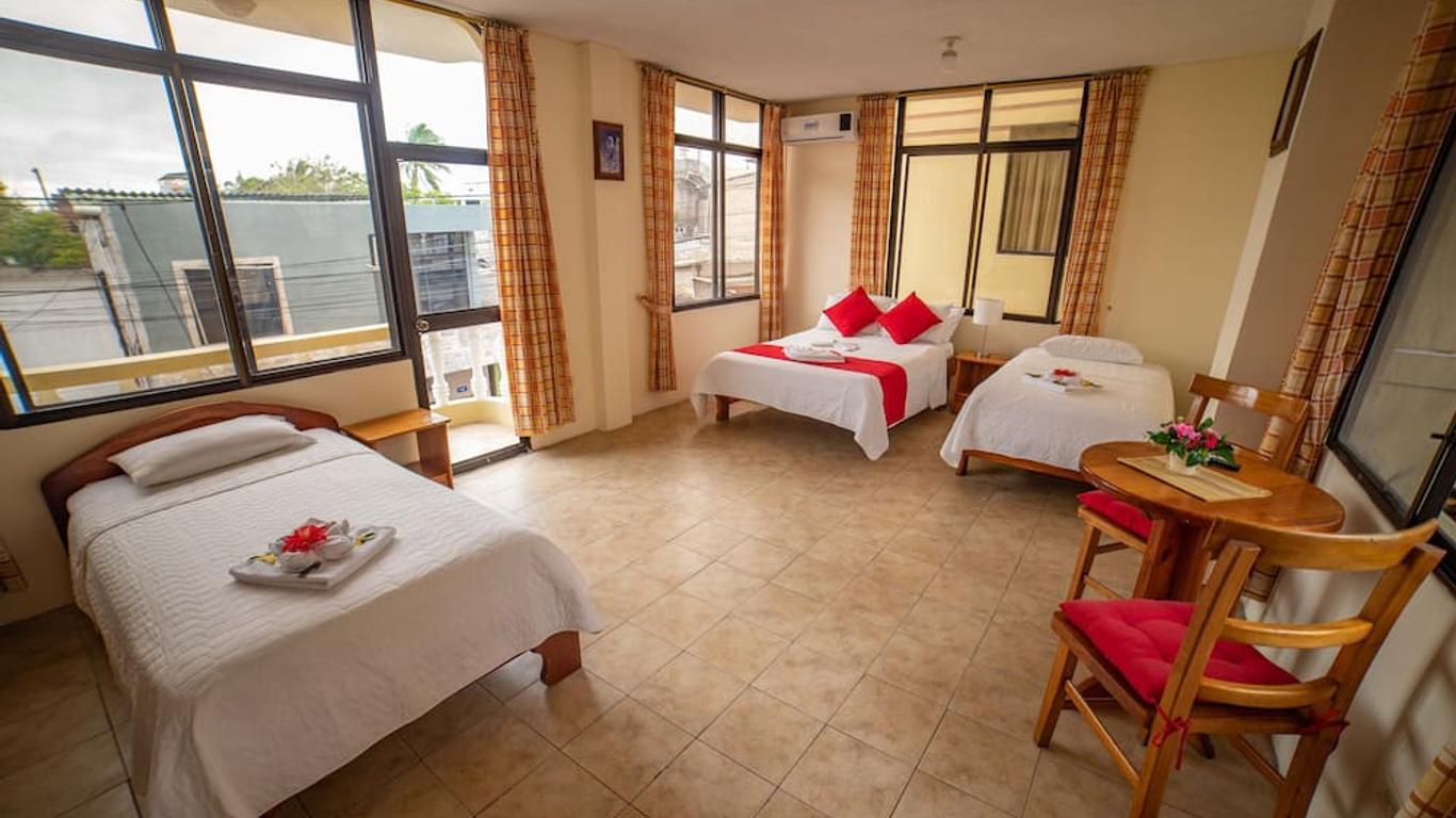 Hotel Red Booby