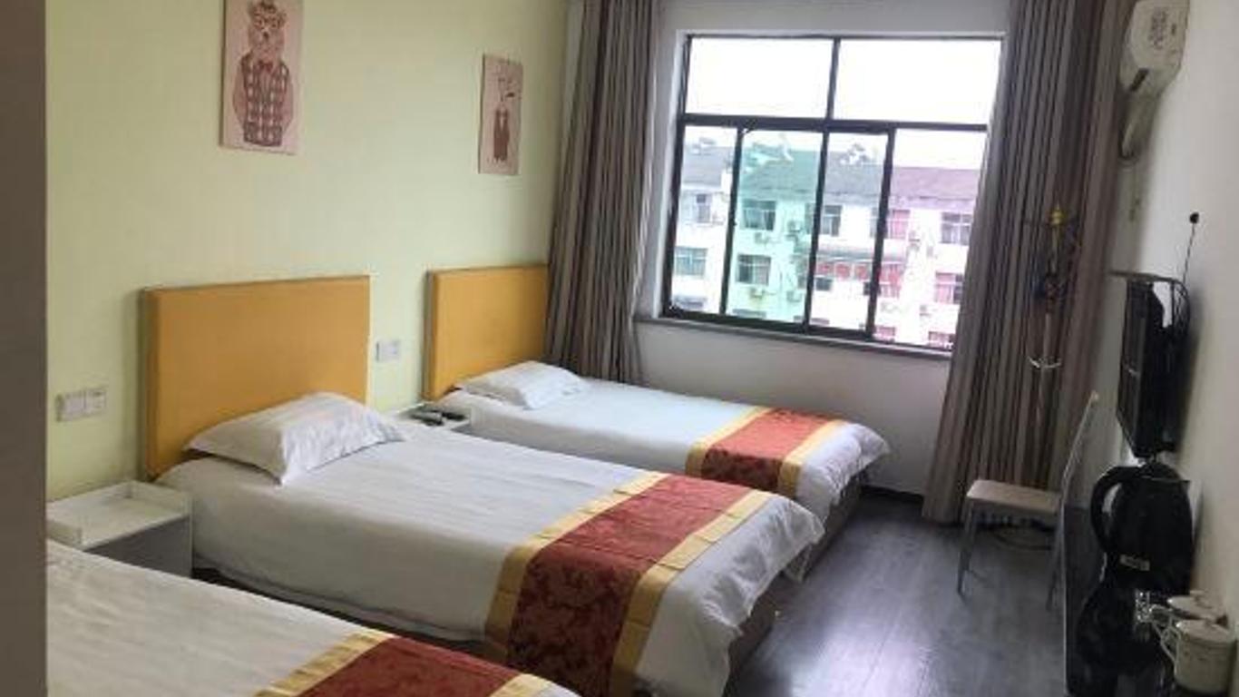 Wuyuan 108 Express Hotel