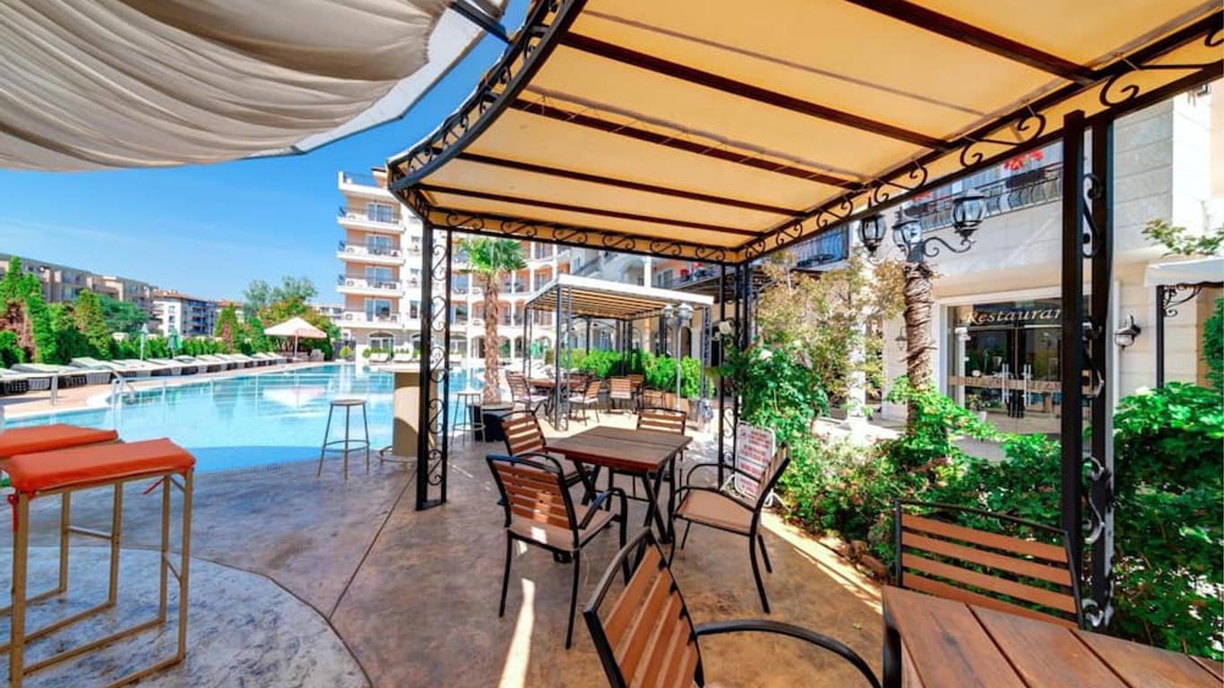 Avenue Deluxe Hotel