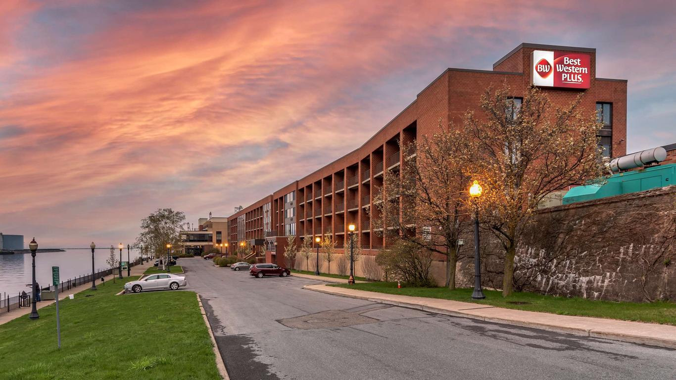 Best Western Plus Oswego Hotel and Conference Center