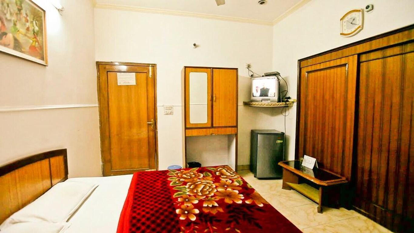 Hotel A J Golden Crescent
