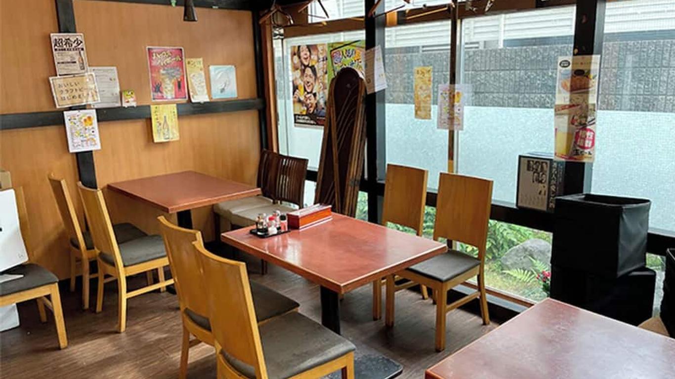 Takatsuki W&M Hotel