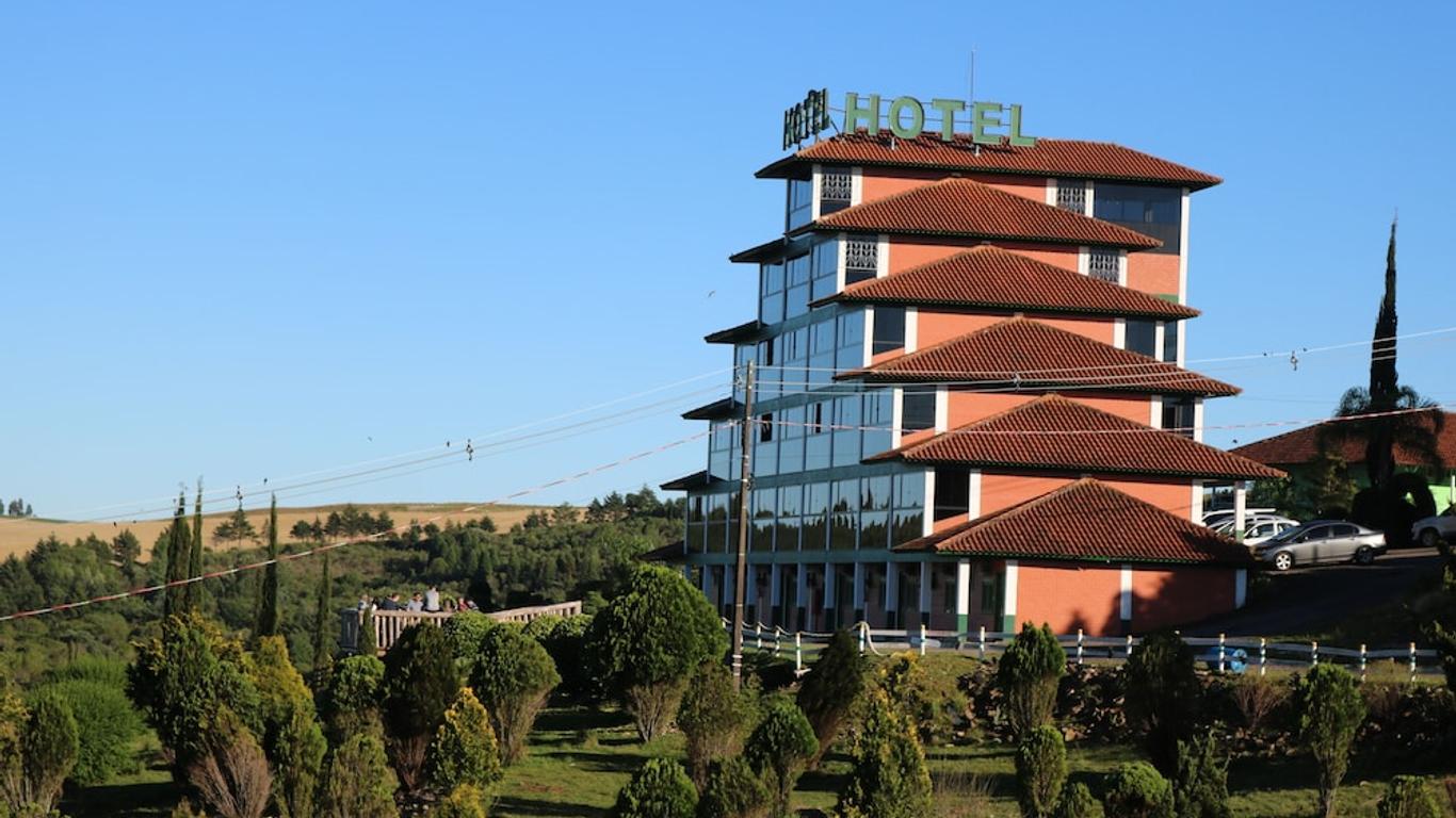 Hotel Parque das Tuias
