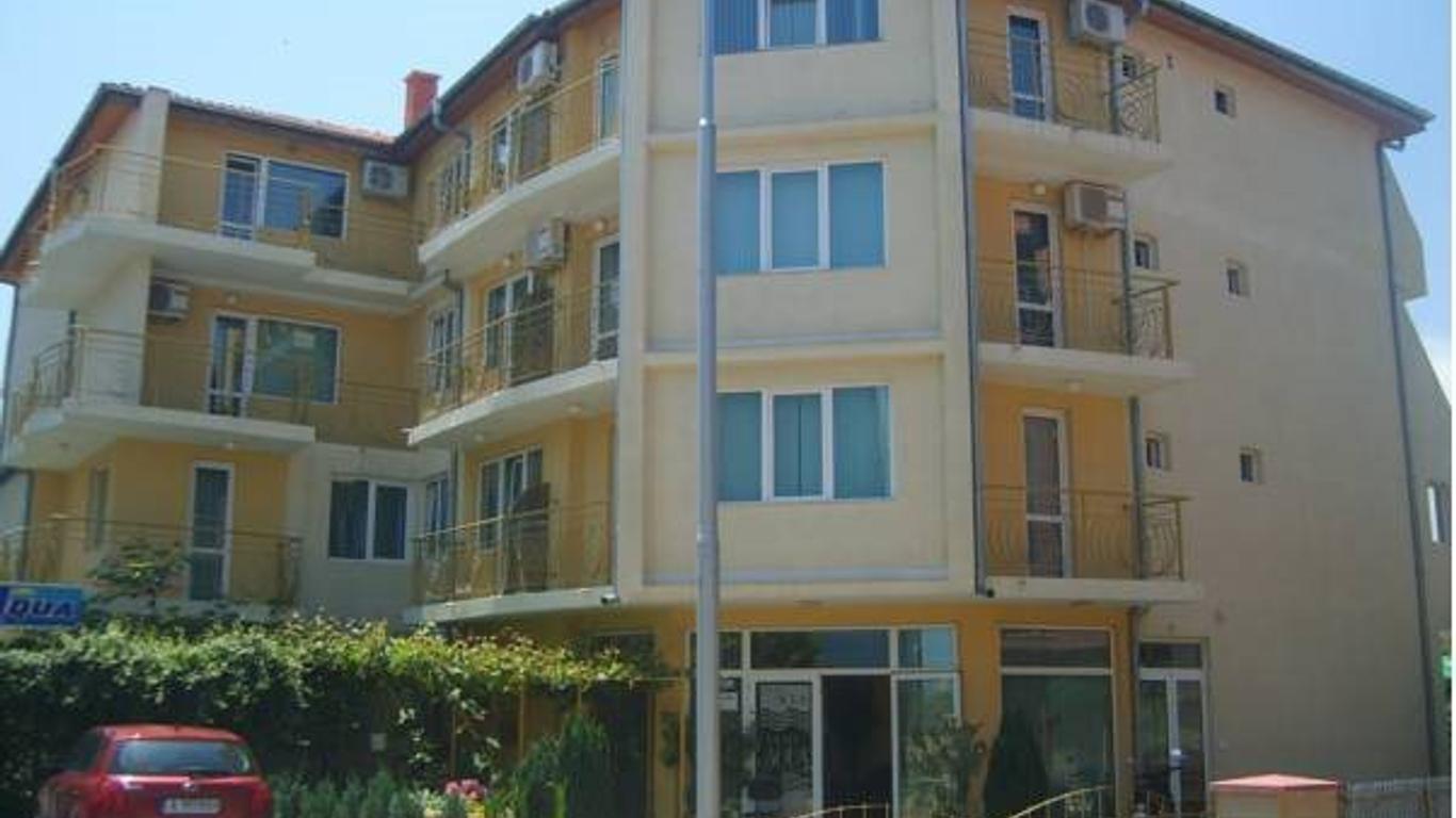 Aqua Hotel