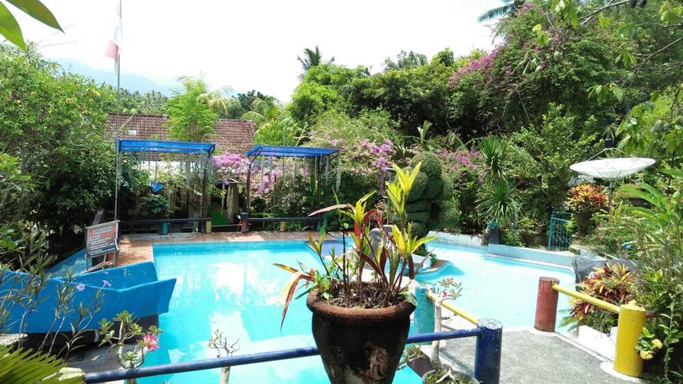 Puri Eling Blimbingsari Hotel