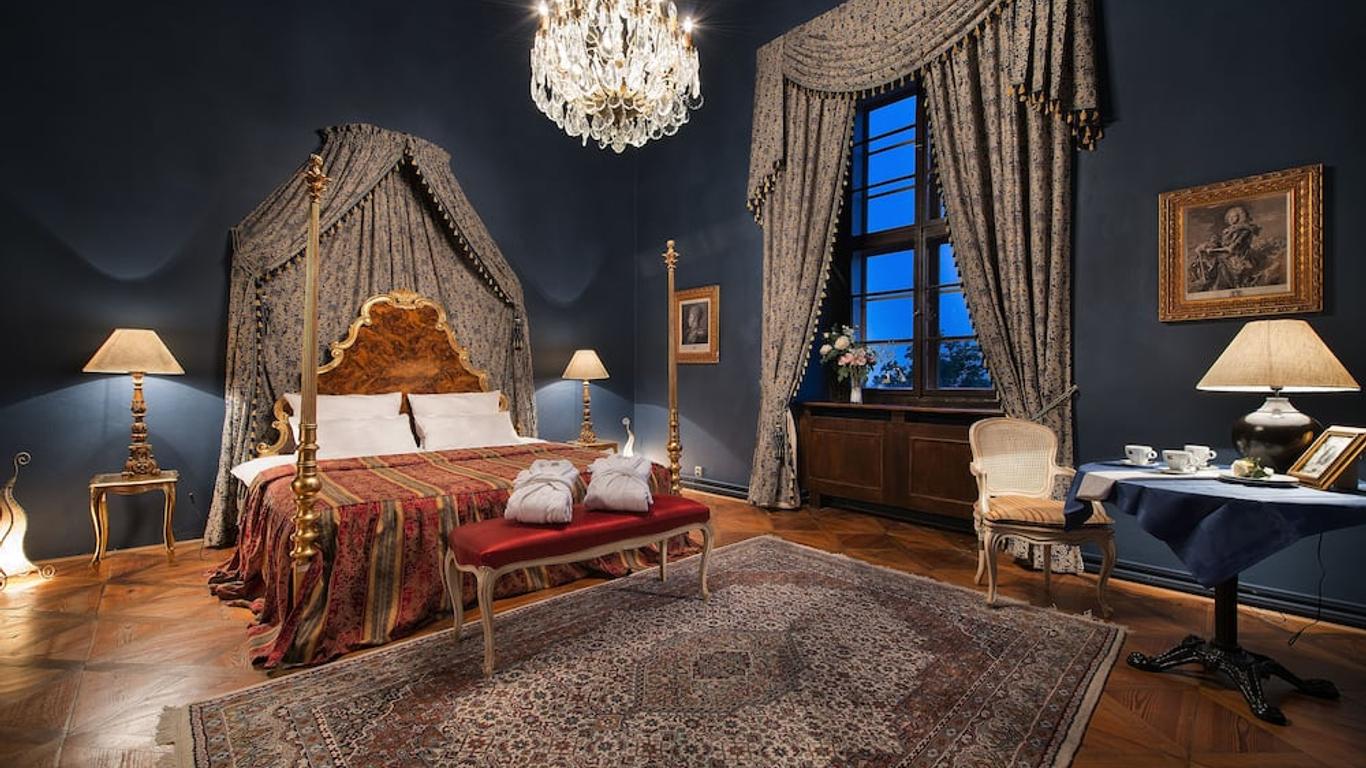 Chateau Loucen Garden Retreat