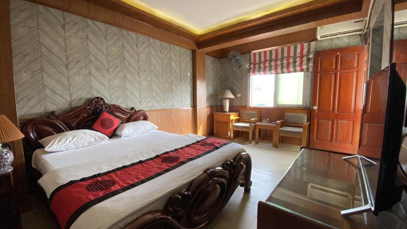 Valentine Hotel