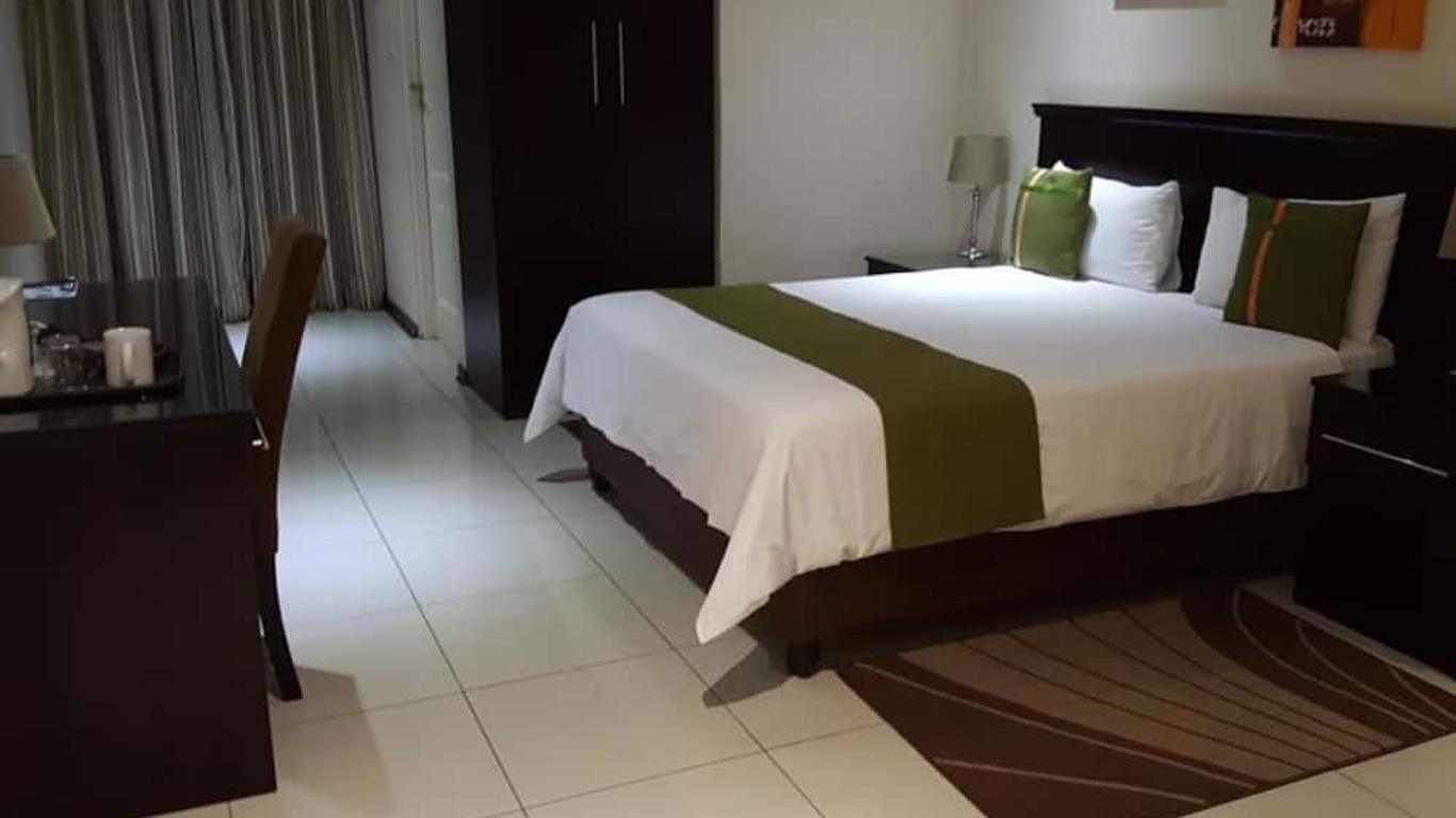 Emerald Hotel