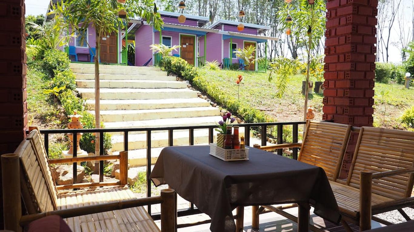 Anyaman Lanta House