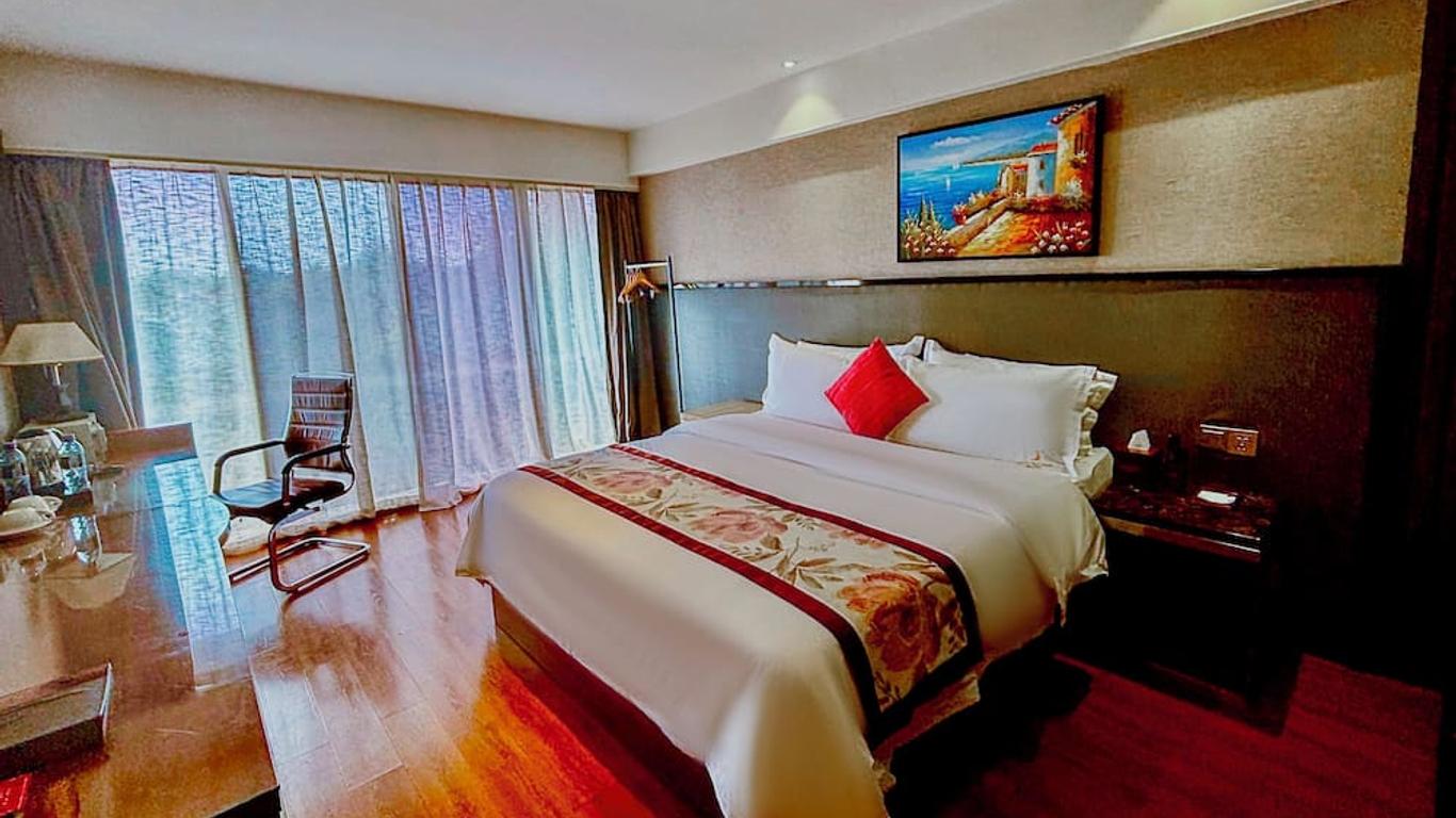 Swiss Lenana Mount Hotel