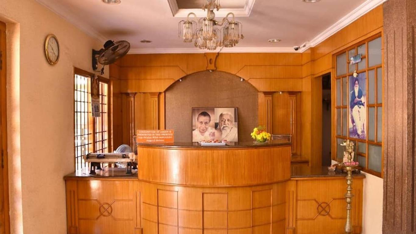 Yogi Ram Inn