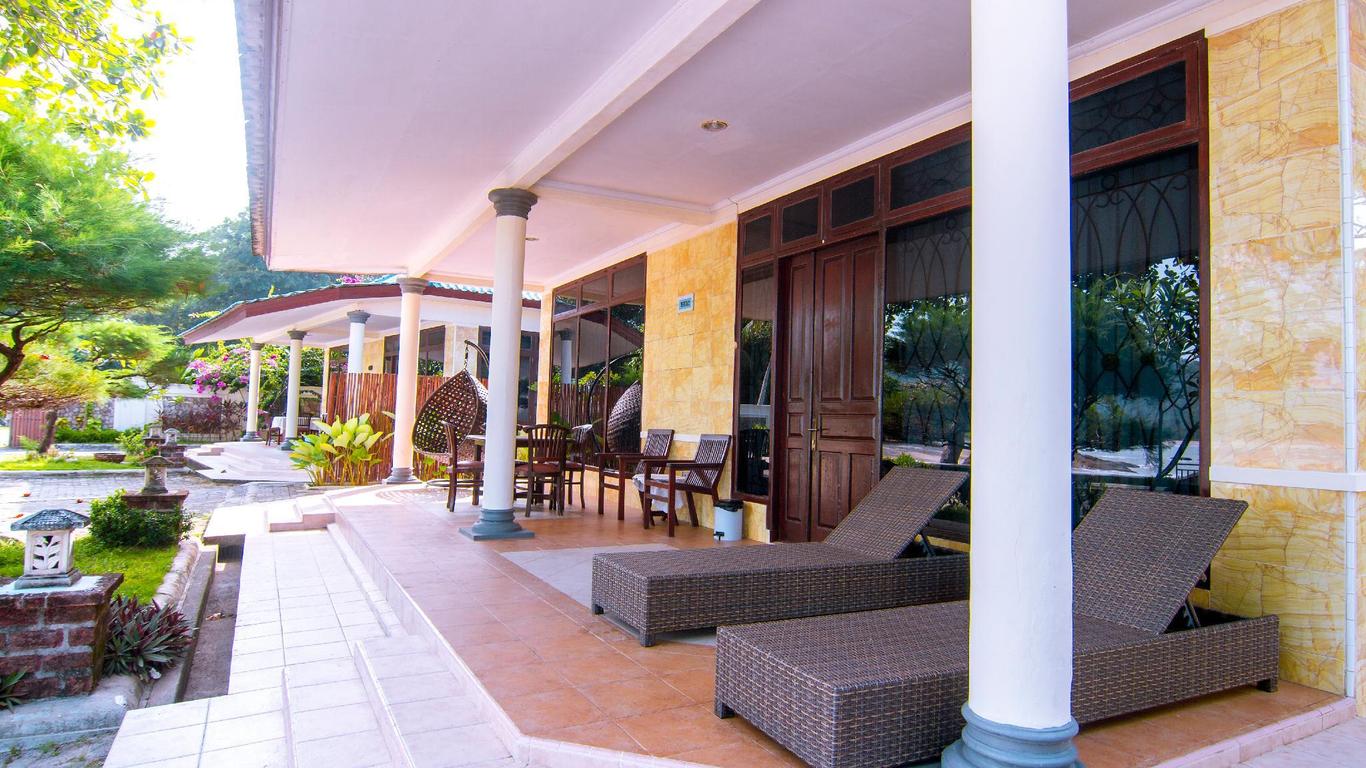 Tanjung Pesona Beach Resort And Spa