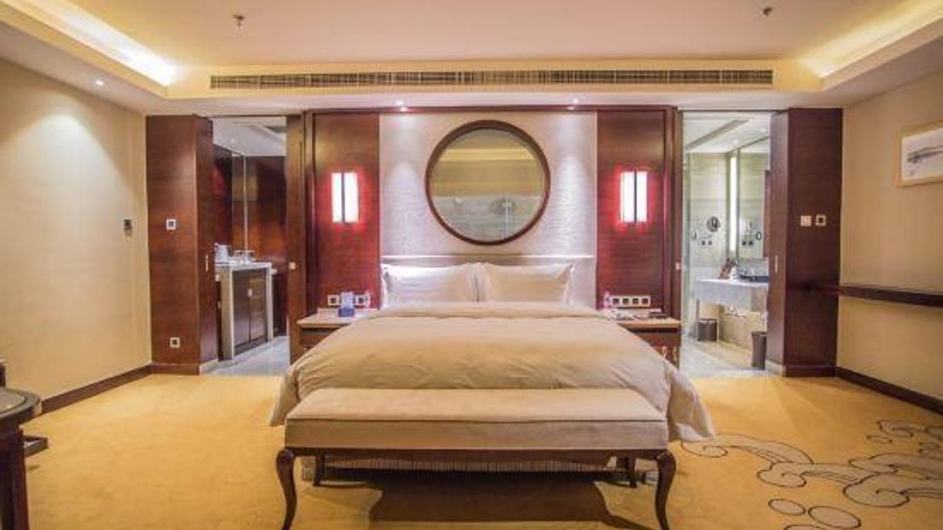 Luxury Blue Horizon Hotel