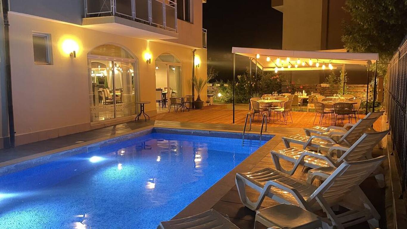 Family Hotel Saga