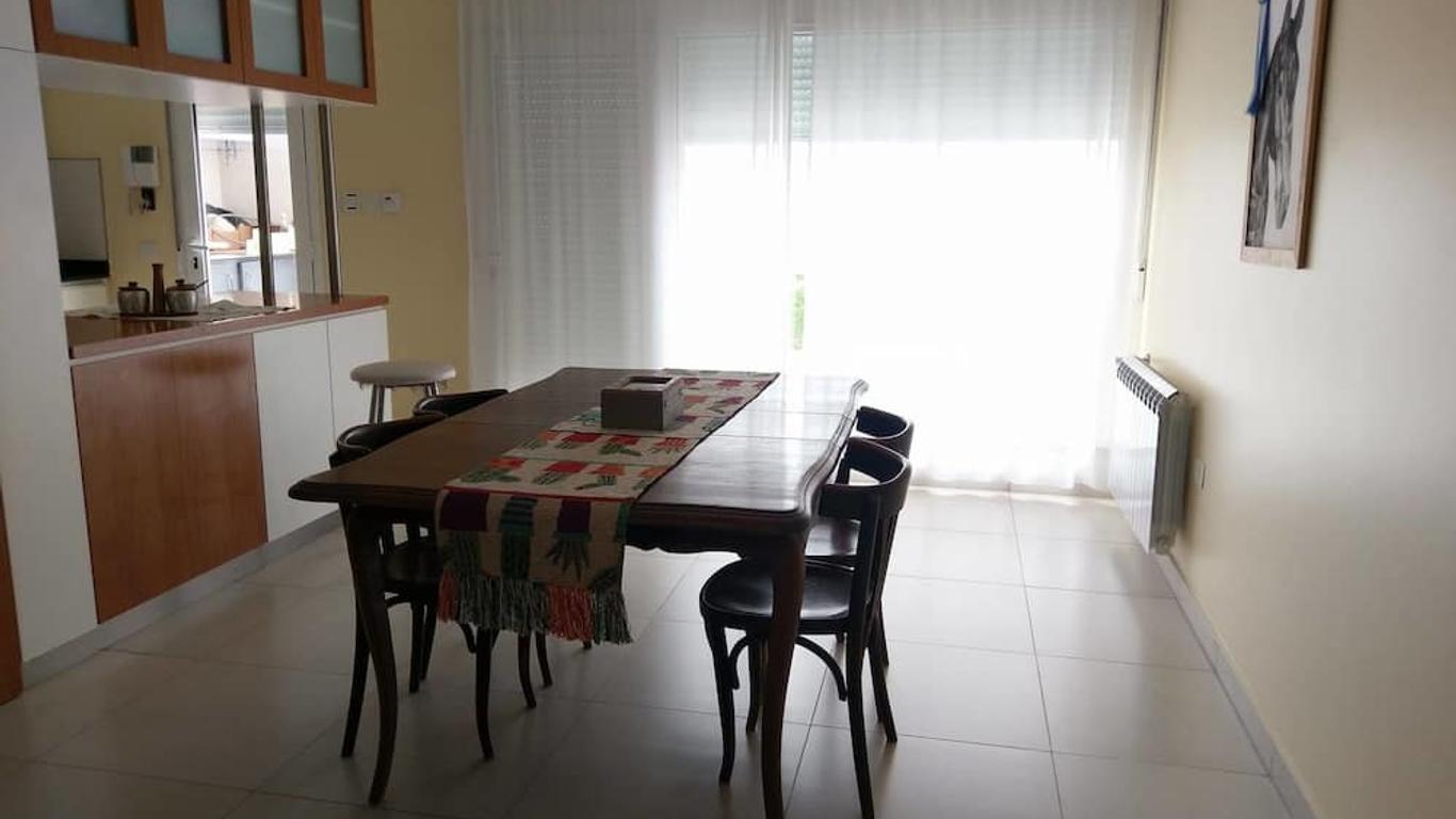Habitacion en Duplex Cipolletti
