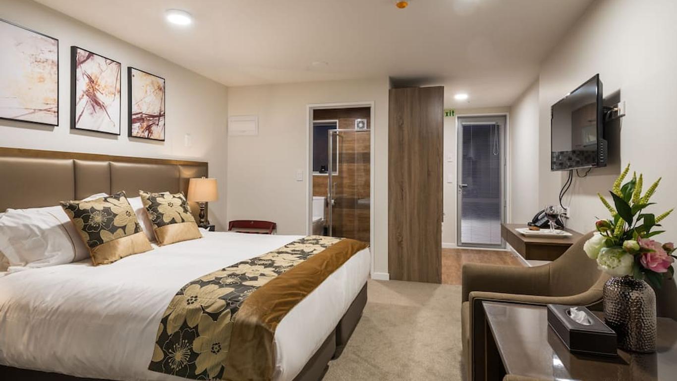 Golden Star Motel