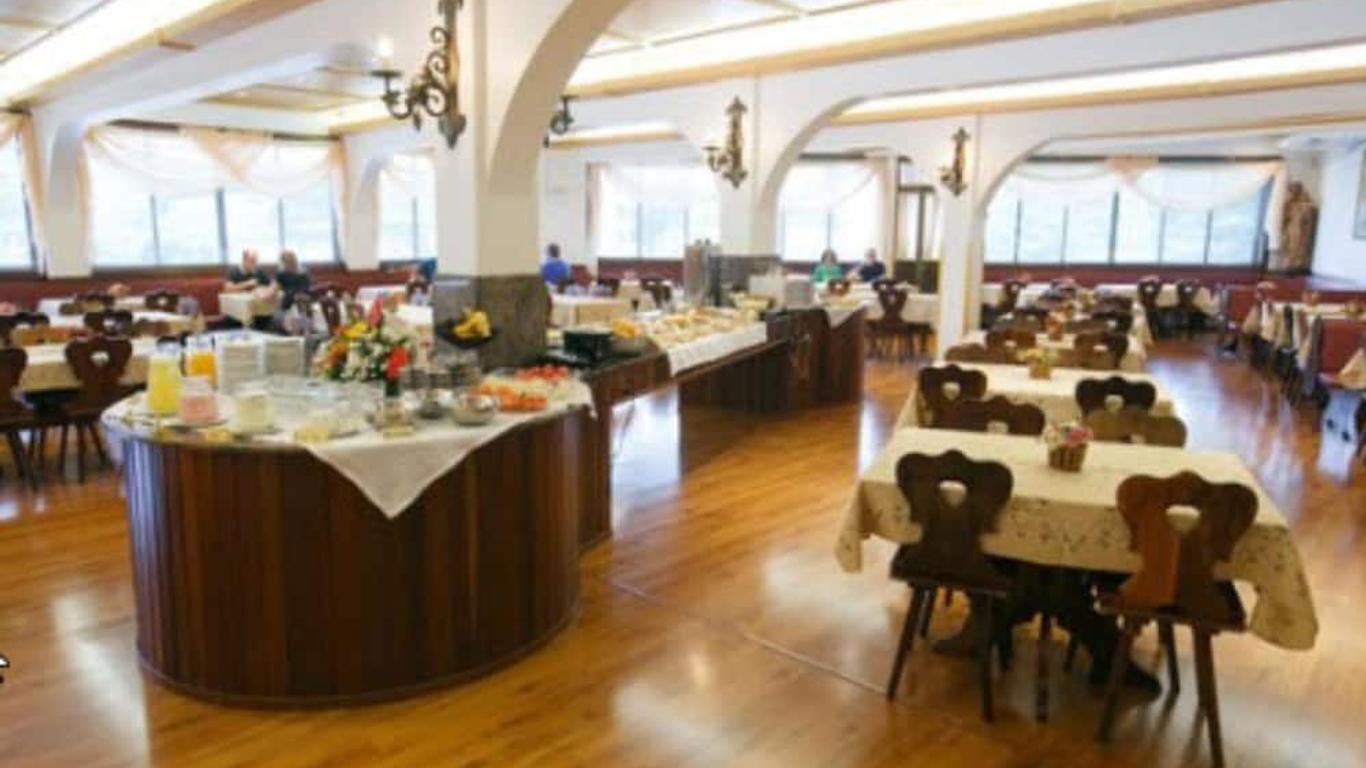 Hotel 13 Linden