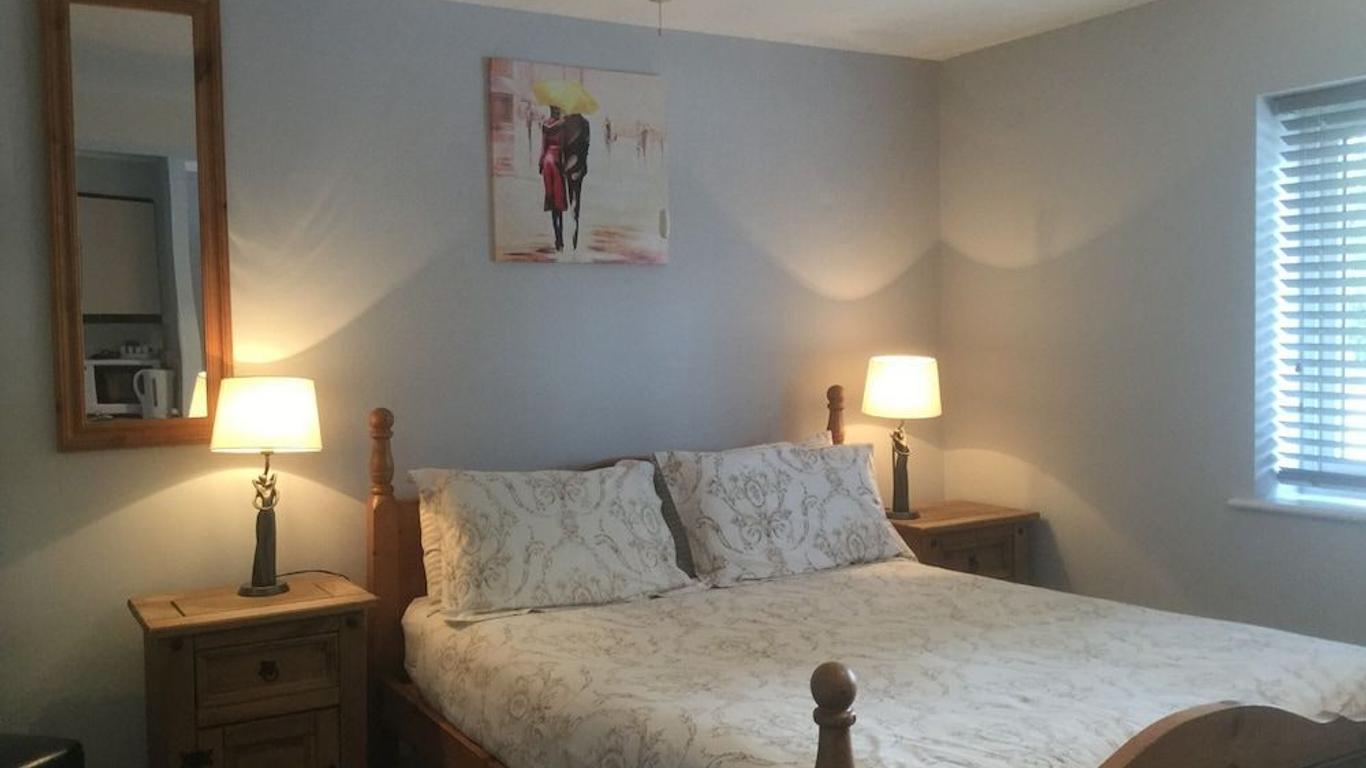 T & J Motel
