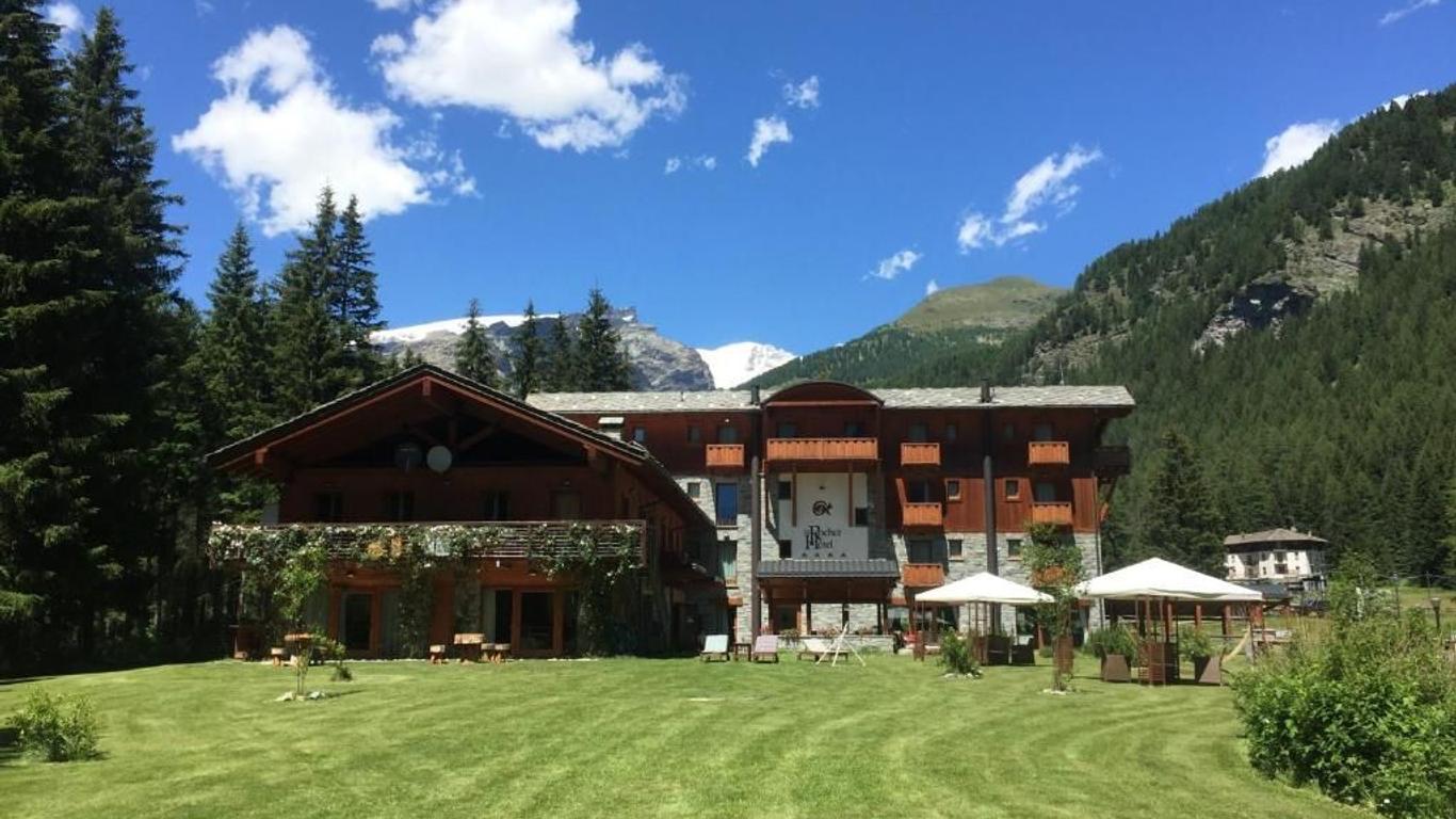 Le Rocher Hotel