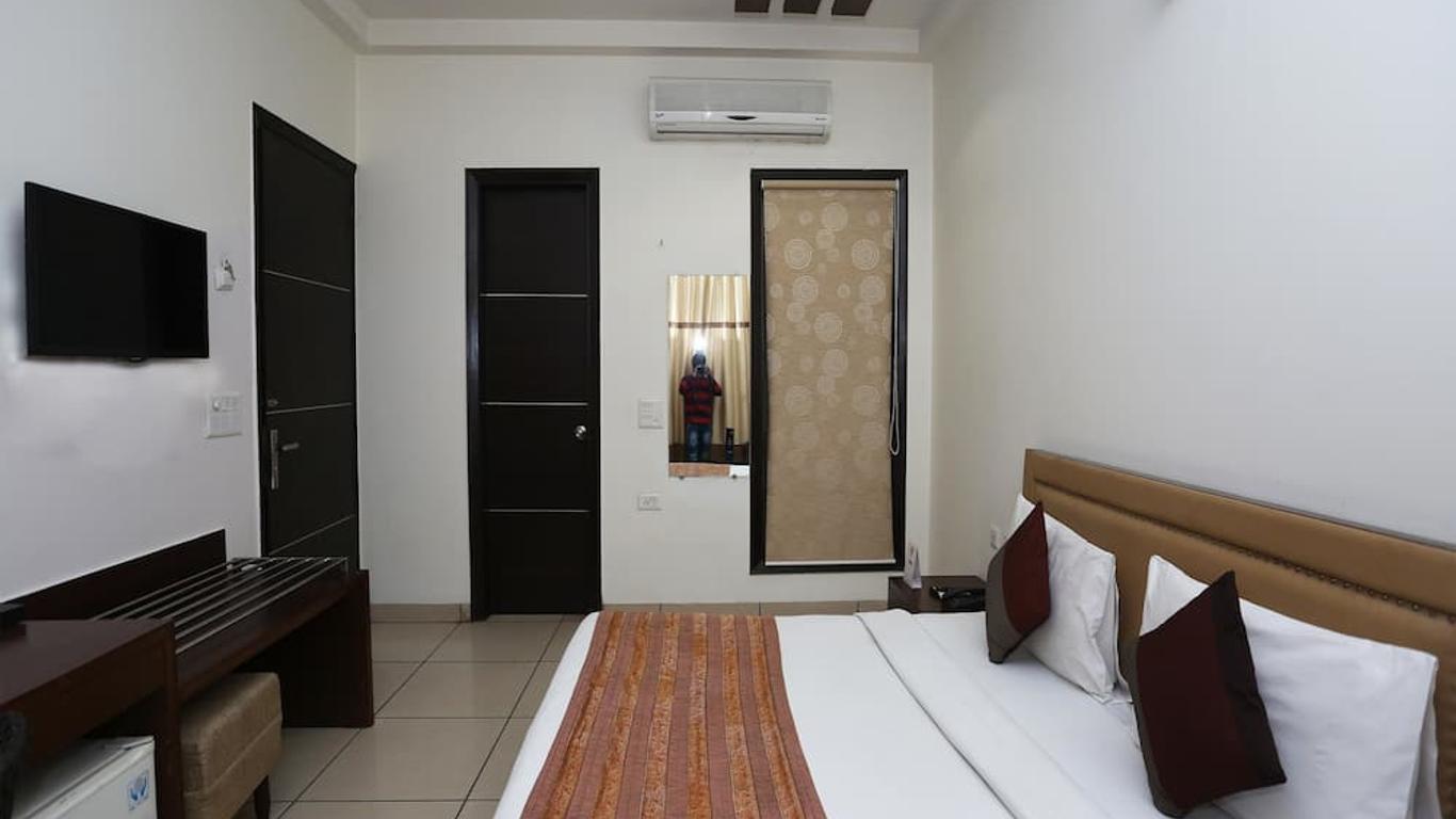 Capital O 1391 Hotel Pushpa Vilas