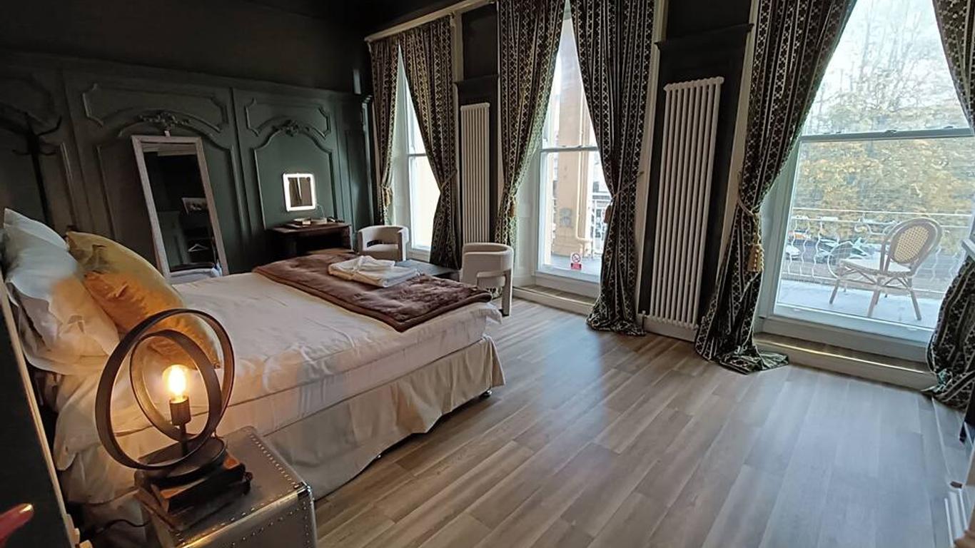 Rooms on The Prom
